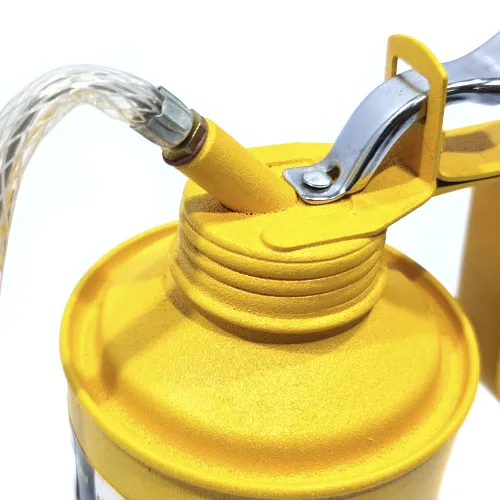 Almotolia Metálica 500ml com Extensão Flexível - Vonder 36.23.156.000